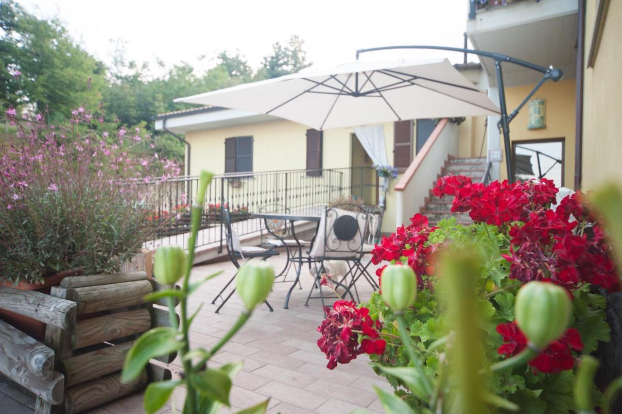 Bed and Breakfast Il Castagno Montemonaco Exterior foto